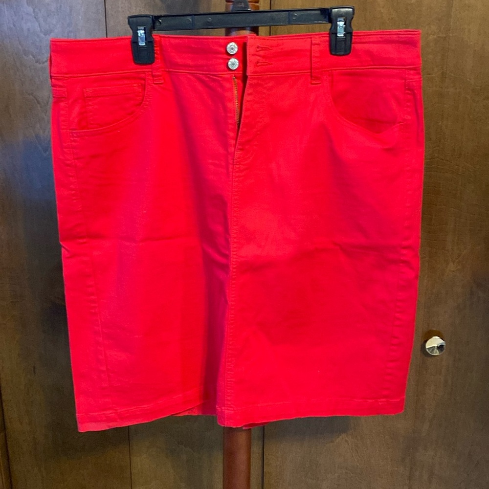Size 16 tall red a-line skirt